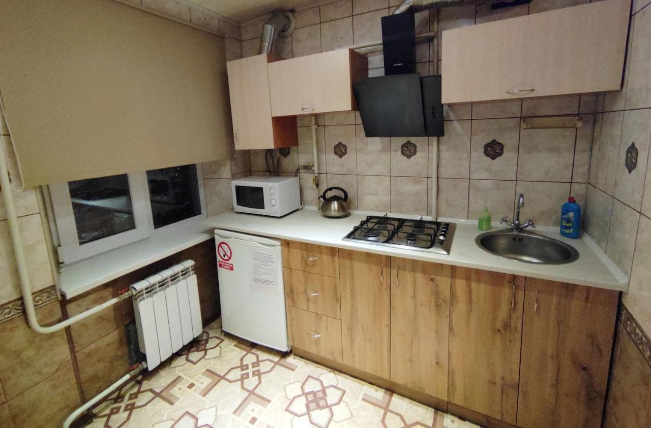 Апартаменты В Центре Металлургов 27 Kr Apartments 克里沃罗格 外观 照片