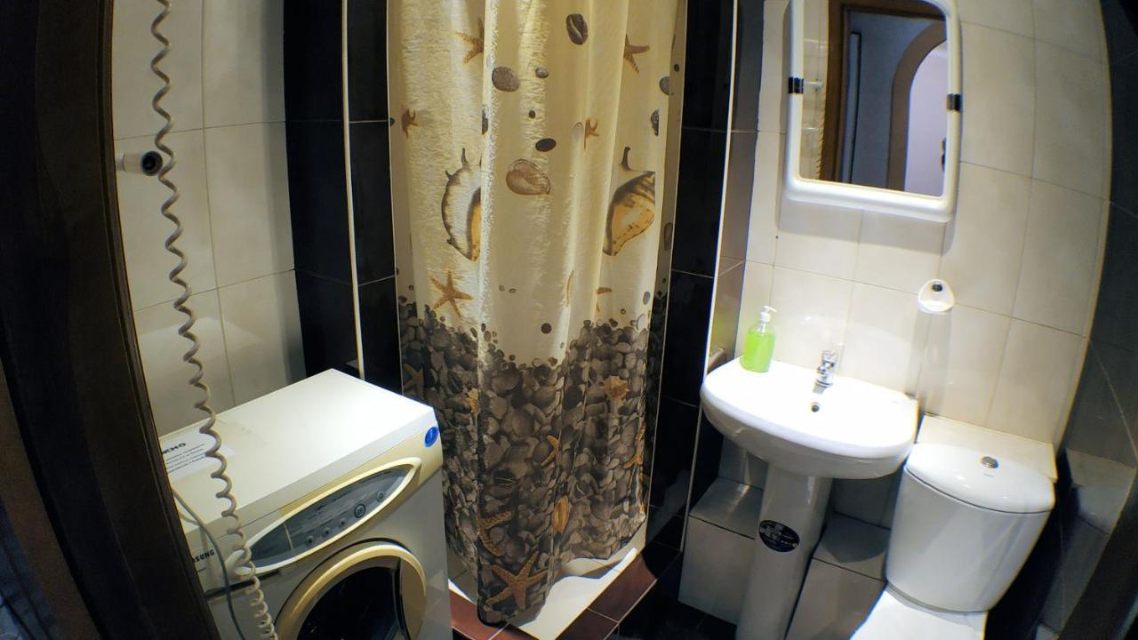 Апартаменты В Центре Металлургов 27 Kr Apartments 克里沃罗格 外观 照片
